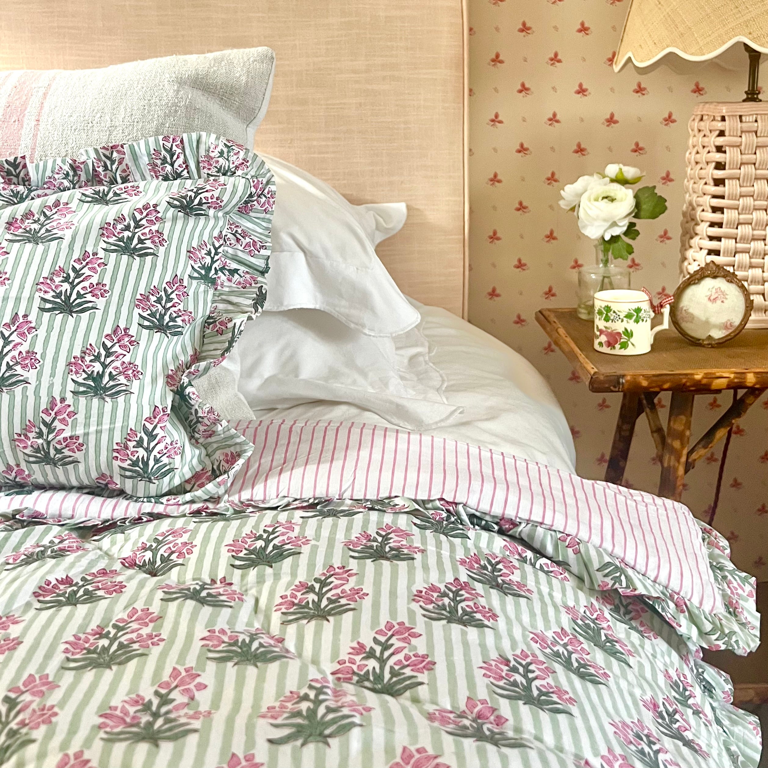 Green Johari Frilled Eiderdown