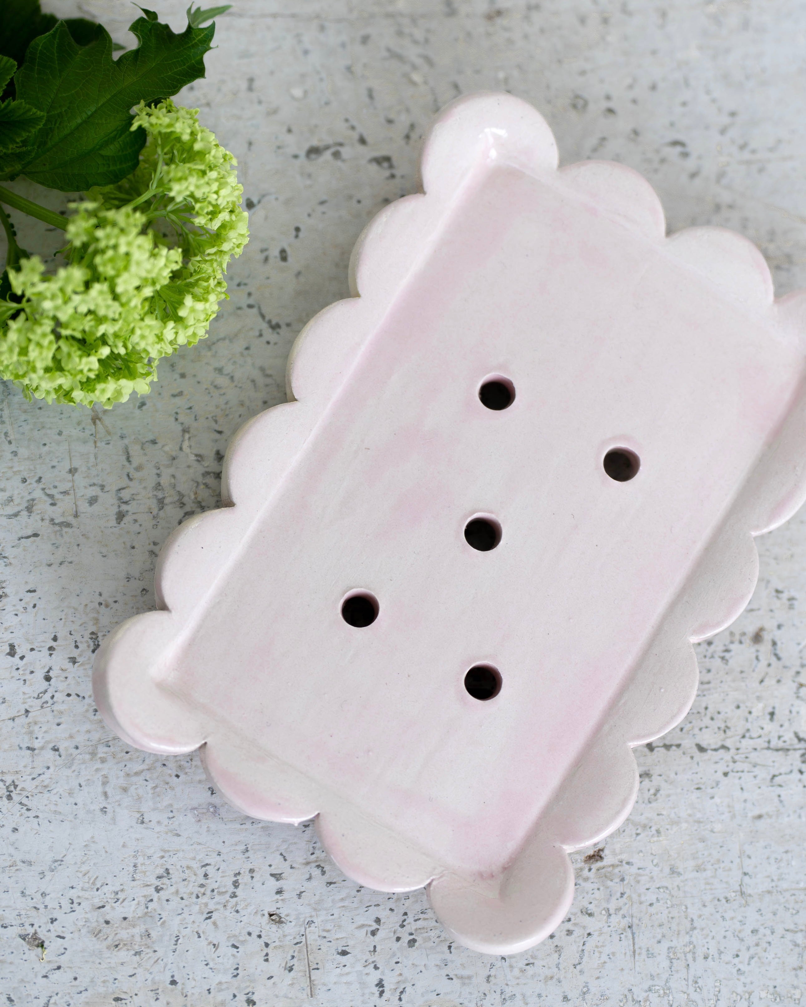 Large Pink Scalloped Soap Dish