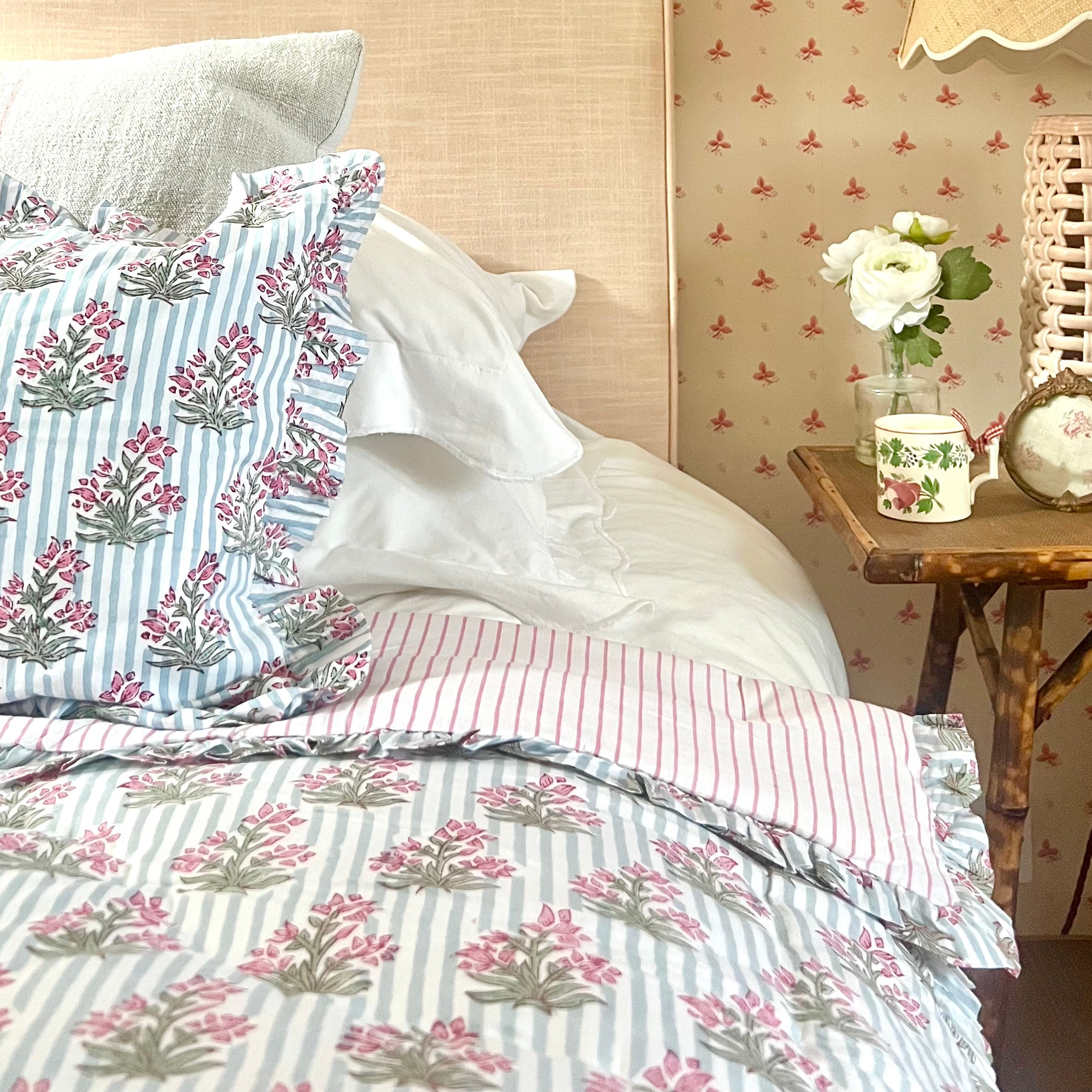 Blue Johari Frilled Eiderdown